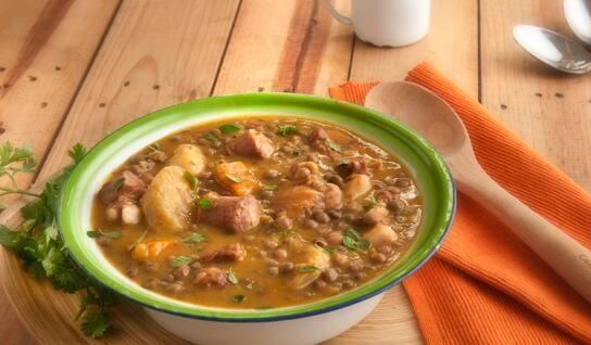 Sancocho de Guandú con Carne Salada